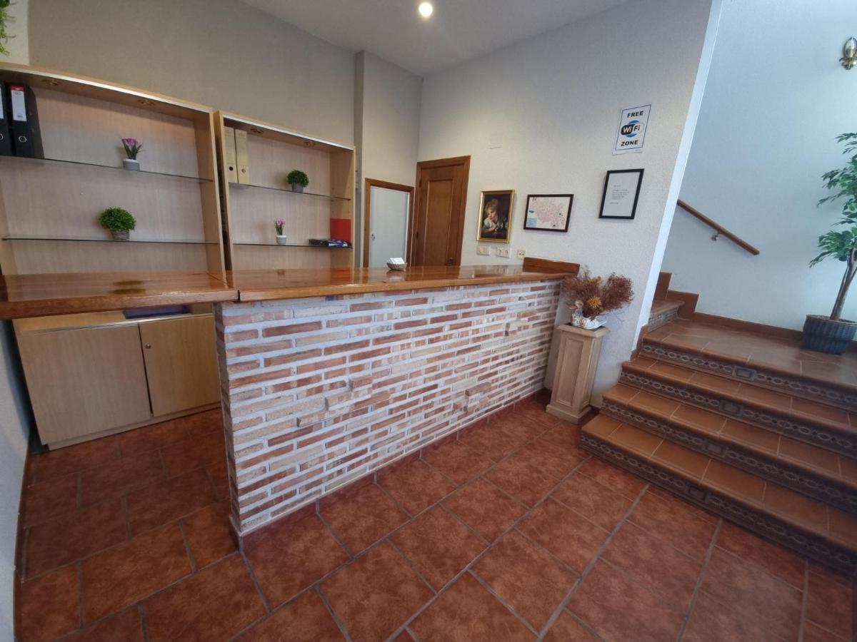 Hostal Casa Fran La Pueblanueva Exteriör bild